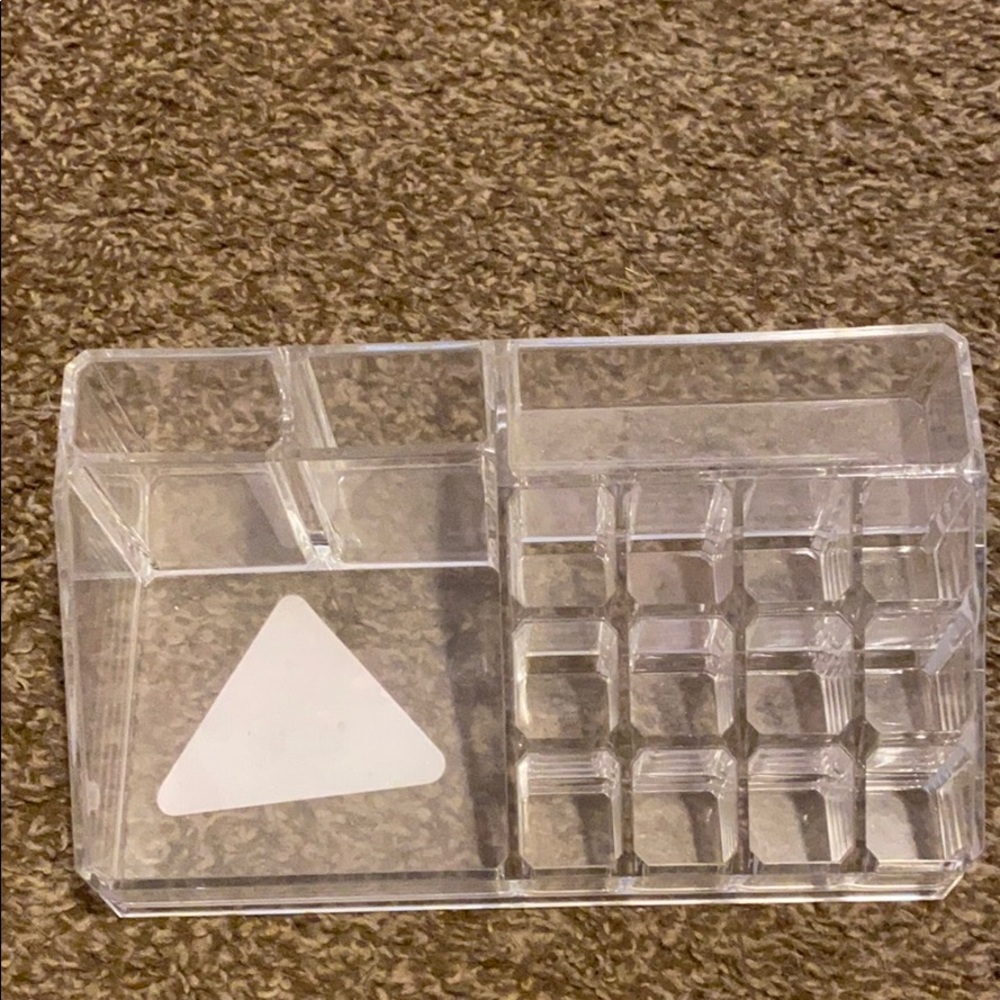 Lipstick organizer